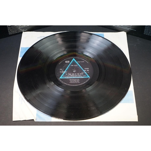 404 - Vinyl - 7 UK pressing Pink Floyd & related albums to include: Dark Side Of The Moon ( A-6 / B - 4 st... 