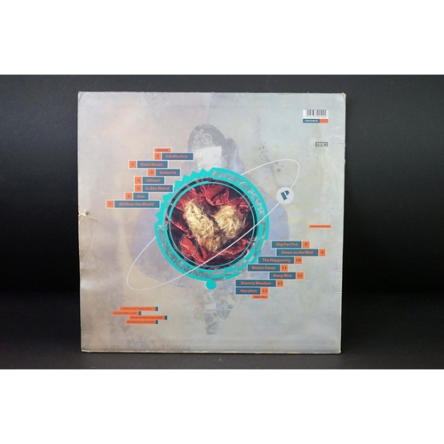 470 - Vinyl - Pixies, 2 albums and one 12” single to include: Best Of Pixies (Wave Of Mutilation) (UK 2011... 