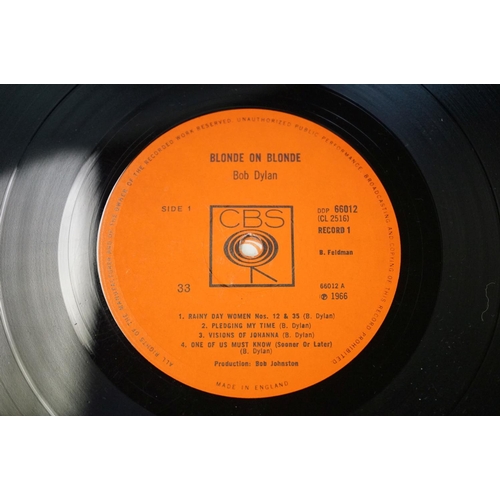 584 - Vinyl - 8 Bob Dylan Original UK albums to include: Blonde On Blonde (Original UK Double Mono album),... 