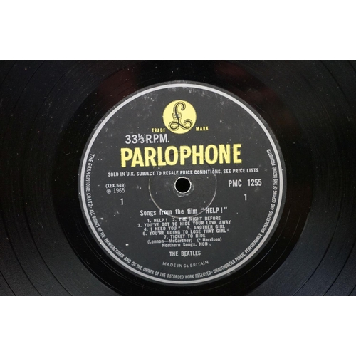 600 - Vinyl - 8 The Beatles albums to include: The White Album (number 0460508 Top Opening Stereo press wi... 