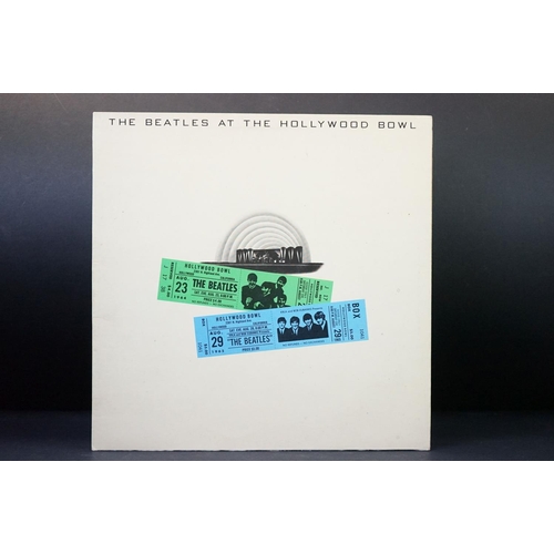 600 - Vinyl - 8 The Beatles albums to include: The White Album (number 0460508 Top Opening Stereo press wi... 