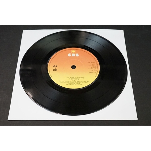 645 - Vinyl - U2 –Three - Original Irish 1979 1st pressing 7” on CBS sunburst label (CBS 7951), UKTM numbe... 