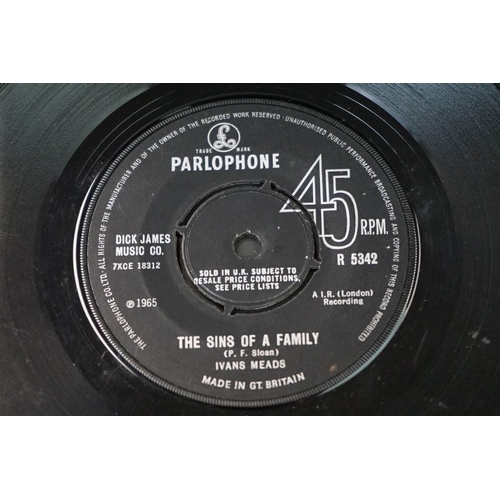 99 - Vinyl - Ivans Meads A Little Sympathy / The Sins Of A Family on Parlophone – R 5342.  Vinyl has scuf... 