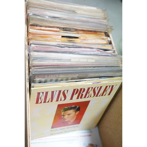 251 - Vinyl - Over 100 Elvis Presley UK 7” later pressing singles including Limited Editions, Picture Disc... 