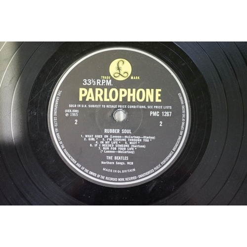 541 - Vinyl - 3 original UK mono pressing Beatles albums to include: Sgt. Pepper's Lonely Hearts Club Band... 