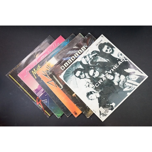 557 - Vinyl - Over 45 Punk / Alt / Indie mainly LPs to include Ramones (Original UK debut press Vg/Ex-), T... 