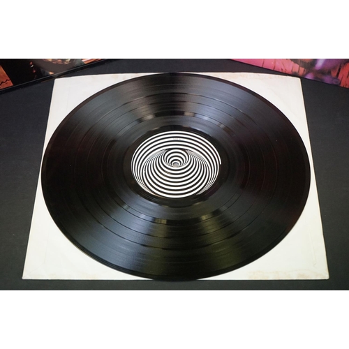 778 - Vinyl - 3 Black Sabbath and members albums to include: Vol. 4 (small vertigo swirl, gatefold sleeve ... 