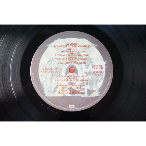 786 - Vinyl - 3 Queen albums to include: A Night At The Opera (Embossed Gatefold Sleeve, Printed inner, 3 ... 