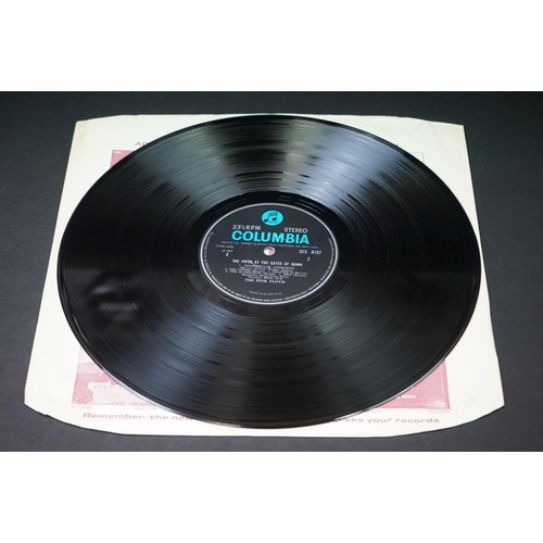 13 - Vinyl - Pink Floyd - The Piper At The Gates Of Dawn. Original UK Stereo pressing with blue on black ... 