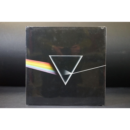 15 - Vinyl - Pink Floyd Dark Side Of The Moon on Harvest SHVL 804 early press sealed in shrink, with some... 