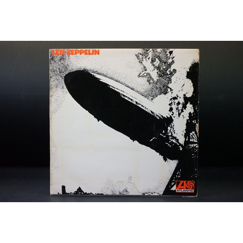 19 - Vinyl - Led Zeppelin - Led Zeppelin. Original UK '1st pressing' with plum labels. This variation has... 