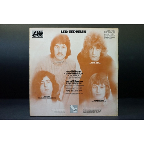 19 - Vinyl - Led Zeppelin - Led Zeppelin. Original UK '1st pressing' with plum labels. This variation has... 