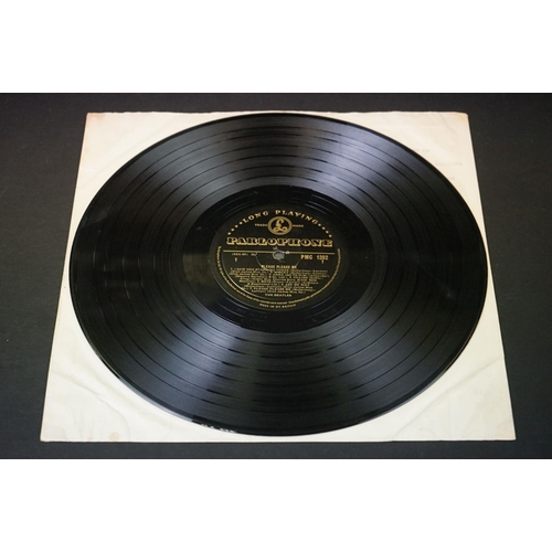 3 - Vinyl - The Beatles Please Please Me UK first pressing with gold writing to label.  Sleeve has tape ... 