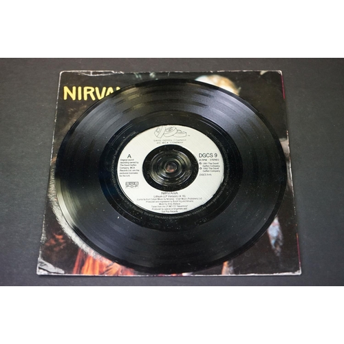 41 - Vinyl - Nirvana 2 albums and 3 7” singles to include: Bleach (Original UK 1989 Black Vinyl, Tupelo R... 