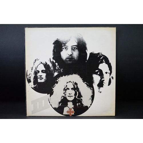 50 - Vinyl - 4 Led Zeppelin UK pressing albums to include Self Titled (UK 2nd pressing plum labels, Warne... 