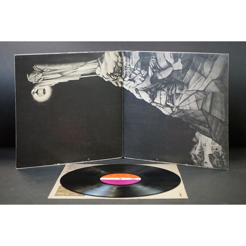 50 - Vinyl - 4 Led Zeppelin UK pressing albums to include Self Titled (UK 2nd pressing plum labels, Warne... 