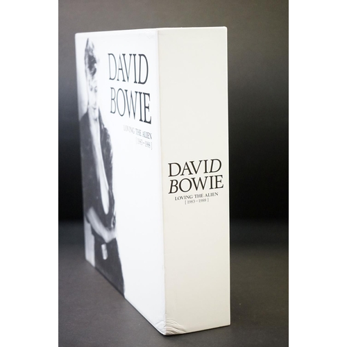 502 - Vinyl - David Bowie Loving The Alien [ 1983–1988 ] LP box set (Parlophone DBXL4).  Outer box sleeve ... 