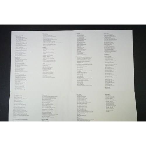 7 - Vinyl - The Beatles White Album No. 0331978, Stereo top loader, black inners, 4 photos & poster. Sle... 