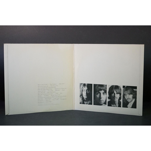 7 - Vinyl - The Beatles White Album No. 0331978, Stereo top loader, black inners, 4 photos & poster. Sle... 