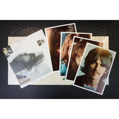 7 - Vinyl - The Beatles White Album No. 0331978, Stereo top loader, black inners, 4 photos & poster. Sle... 