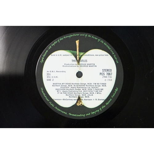 7 - Vinyl - The Beatles White Album No. 0331978, Stereo top loader, black inners, 4 photos & poster. Sle... 