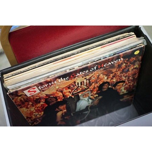 482 - Vinyl - Punk, 24 albums and three 12” singles to include: Stiff Little Fingers - Inflammable Materia... 