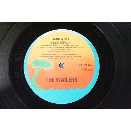 76 - Vinyl - The Wailers / Bob Marley - Catch A Fire LP on Island Records ILPS 9241. UK 1975 pressing wit... 