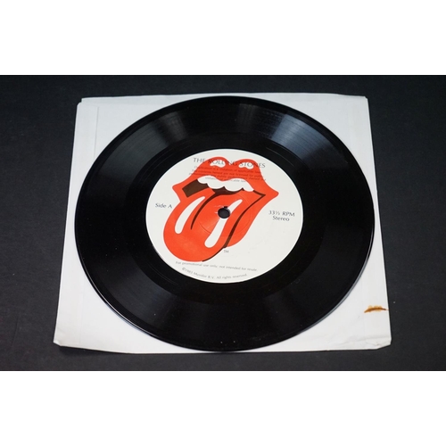 928 - Vinyl - 2 The Rolling Stones LPs, 10 12