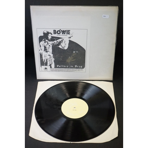 949 - Vinyl - David Bowie 2 Private Pressing albums to include: The 1980 Floor Show (Pig’s Eye Records) VG... 