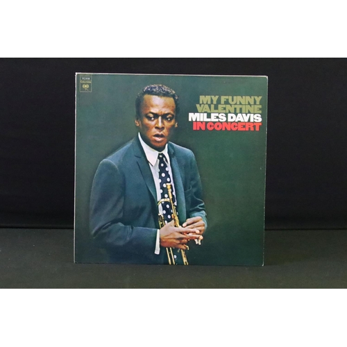 1017 - Vinyl - 19 Miles Davis LPs to include some reissues, featuring At Carnegie Hall, In A Silent Way, My... 