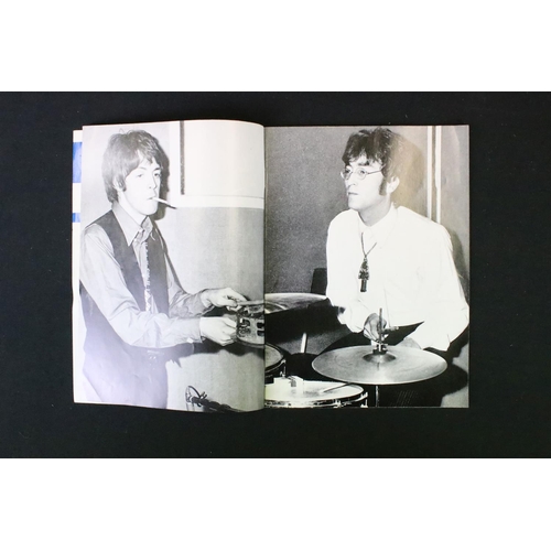 1127 - Music Memorabilia - A collection of items to include a promotional photo of Herman's Hermits signed ... 