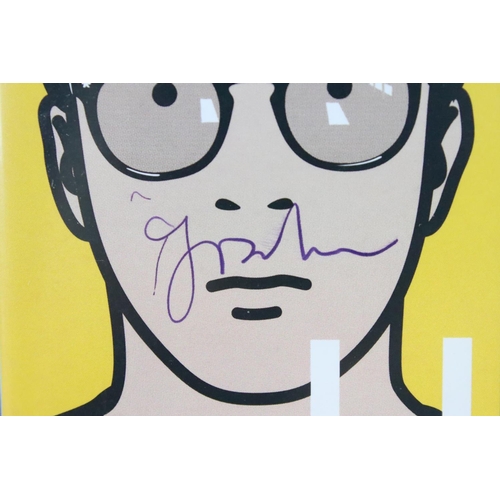 1134 - Memorabilia / Signature - Blur - The Best Of DVD signed by all 4 members on front, in EX condition a... 