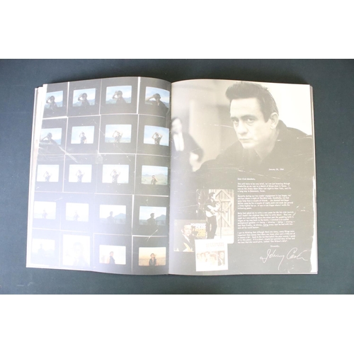 1138 - Memorabilia - CASH The Legend book/CD/DVD ltd edition No. 3358 / 20,000