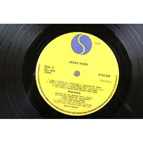 476A - Vinyl - 3 The Ramones original UK pressing albums to include: Ramones (9103 253, with printed insert... 