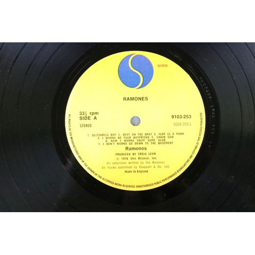 476A - Vinyl - 3 The Ramones original UK pressing albums to include: Ramones (9103 253, with printed insert... 