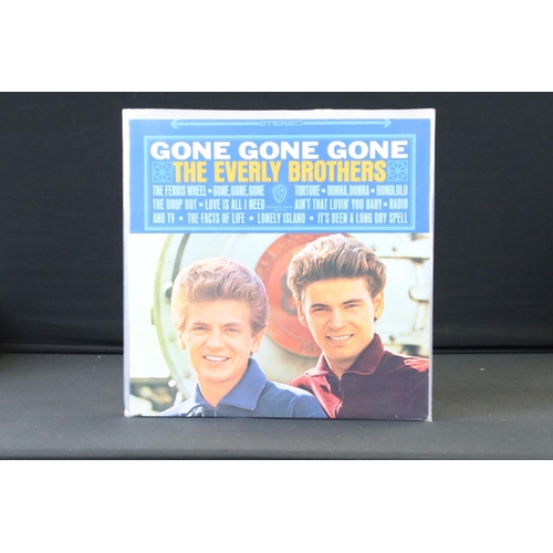 885 - Vinyl - Approx 30 LPs from the Everly Brothers including picture discs, and a Bear Family 3CD box se... 