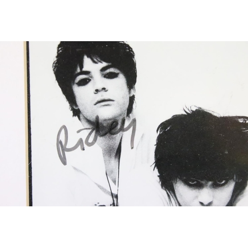 1101 - Memorabilia & Autographs - Manic Street Preachers framed and glazed pictures signed to front by all ... 