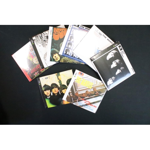 1139 - CDs - The Beatles Self Titled CD box set Apple Records 5099969944901