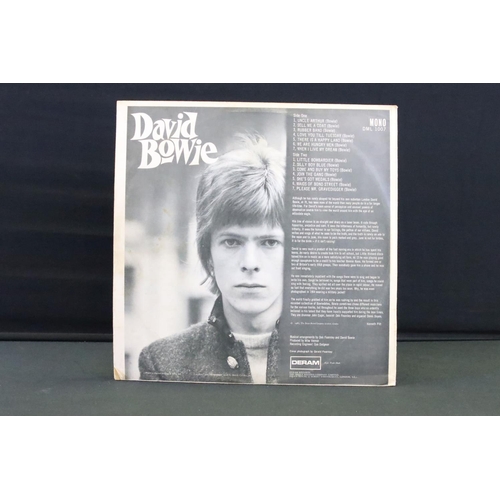 402 - Vinyl - David Bowie self titled debut album original pressing on Deram DML 1007 signed to top right ... 