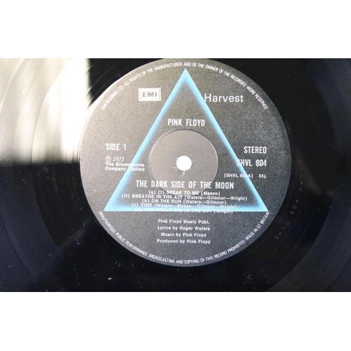 549 - Vinyl - 4 Pink Floyd LPs to include Dark Side Of The Moon (SHVL 804) with 2 posters and 2 stickers A... 