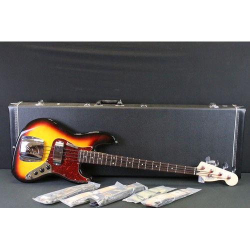 1150 - Guitar - Fender Jazz bass in brown sunburst finish made in Mexico.  Serial number MZ4253*** circa 20... 