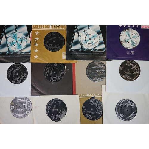 256 - Vinyl - Soul / Motown - 31 UK pressing singles on Motown Records, including rarities and Factory Sam... 