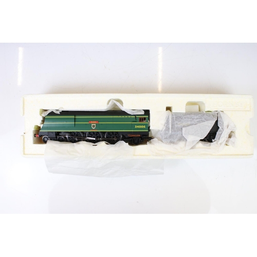 10 - Two boxed Hornby OO gauge locomotives to include ltd edn R2685 SR 4-6-2 West Country Class Bude lcom... 