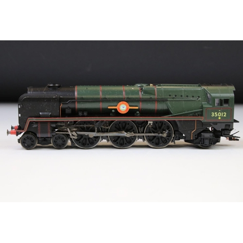 16 - Two boxed Hornby OO gauge 'red drawers' containing Merchant Navy Class US States Lines locomotive an... 