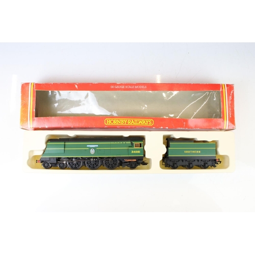 22 - Five boxed Hornby OO gauge locomotives to include R310 BR 4-6-2 Battle of Britain Class Lord Beavers... 