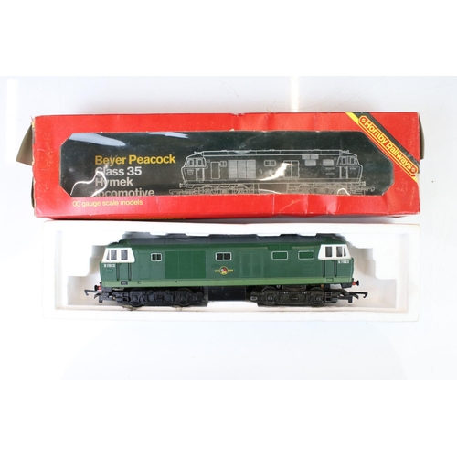 22 - Five boxed Hornby OO gauge locomotives to include R310 BR 4-6-2 Battle of Britain Class Lord Beavers... 