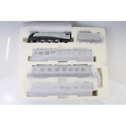 6 - Boxed Hornby Railroad OO gauge R3174 Silver Jubilee Train Pack, complete