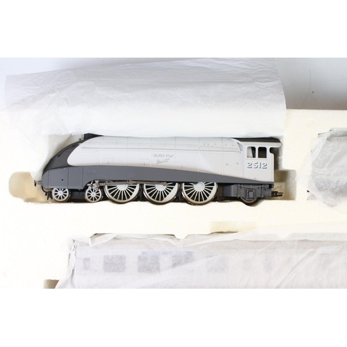 6 - Boxed Hornby Railroad OO gauge R3174 Silver Jubilee Train Pack, complete