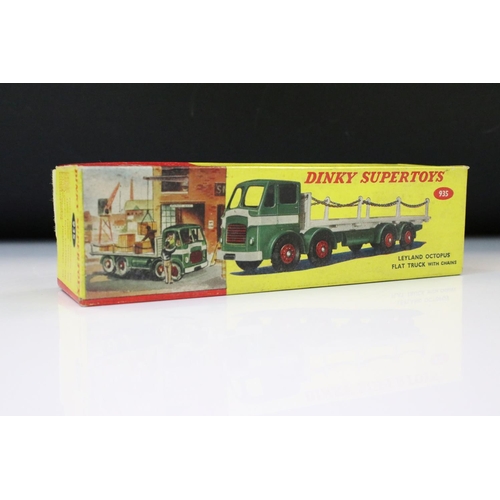 Boxed Dinky Supertoys 935 Leyland Octopus Flat Truck with Boxed Dinky Supertoys 935 Leyland Octopus Flat Truck with