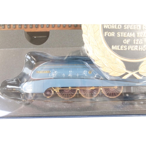 33 - Boxed ltd edn Hornby R3612 LNER Class A4 Mallard WSR 80th Anniversary 'World Speed Record' locomotiv... 